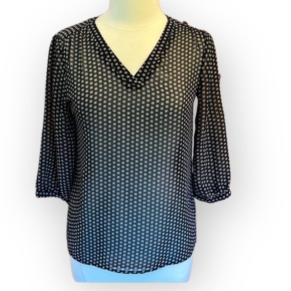 Old Navy Sheer Blouse Black White Print Sheer V Neck 3/4 Sleeve Size Small